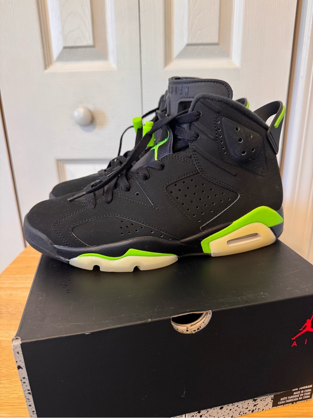 Mens Air Jordan Retro 6 Black Electric Green High-Top Athletic Sneakers Size 8 - Picture 3 of 15
